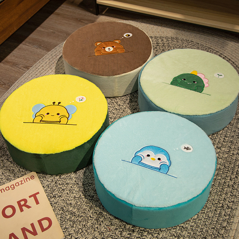 Column-Shaped Cushion - Image 2